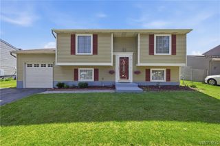 49 Thornwood Drive, Cheektowaga, NY 14227