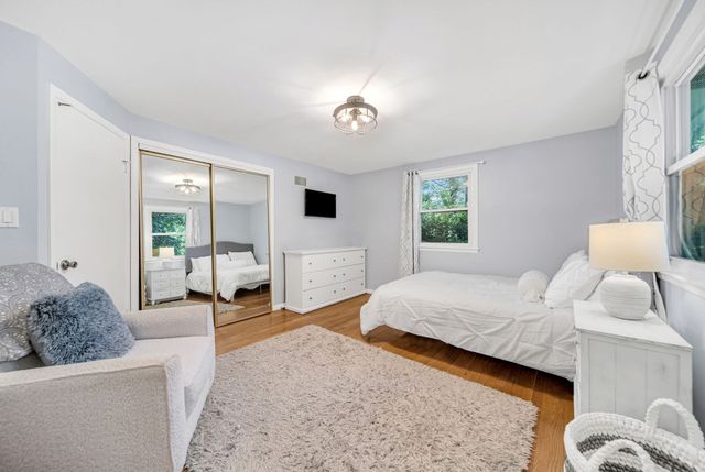 32 Briarwood Rd, Framingham, MA 01701