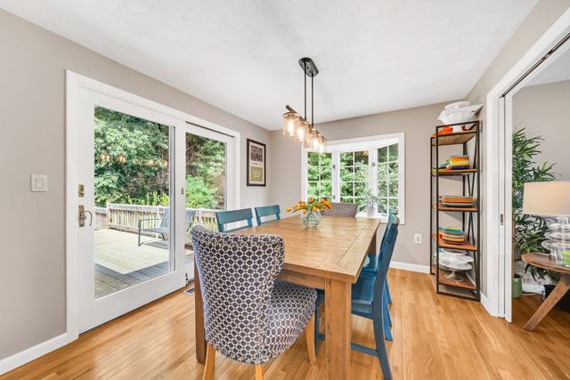 32 Briarwood Rd, Framingham, MA 01701