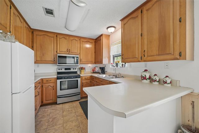 1113 Rs County Road 1525, Point, TX 75472