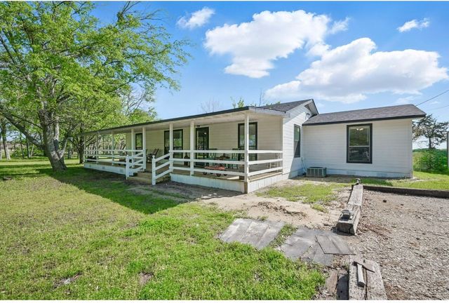 1113 Rs County Road 1525, Point, TX 75472