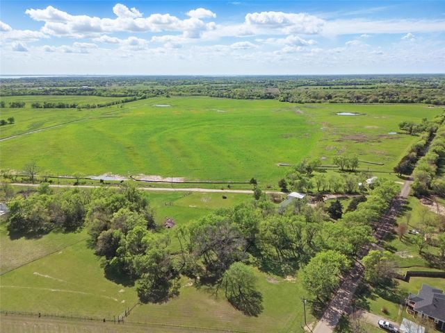 1113 Rs County Road 1525, Point, TX 75472
