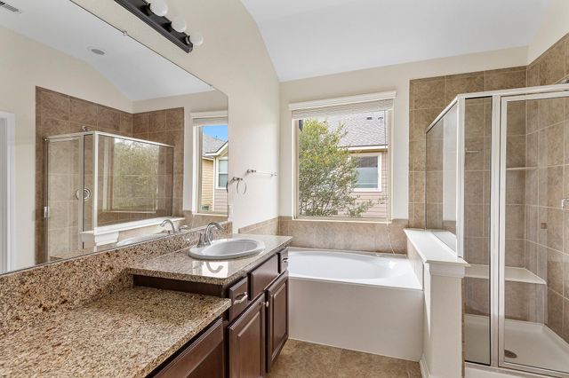 7 Cheswood Manor Court, The Woodlands, TX 77382