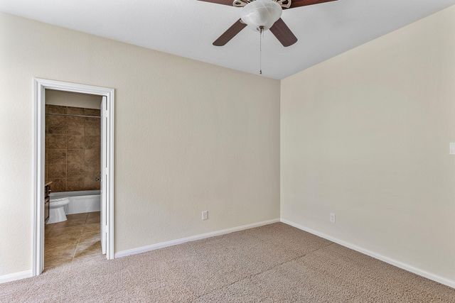 7 Cheswood Manor Court, The Woodlands, TX 77382