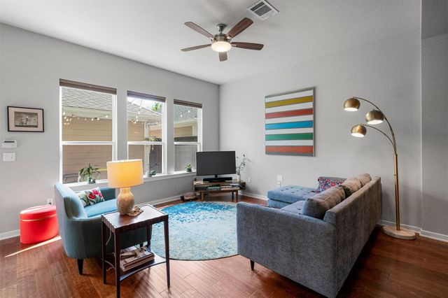 2057 Zach Scott ST, Austin, TX 78723