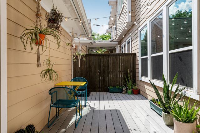 2057 Zach Scott ST, Austin, TX 78723