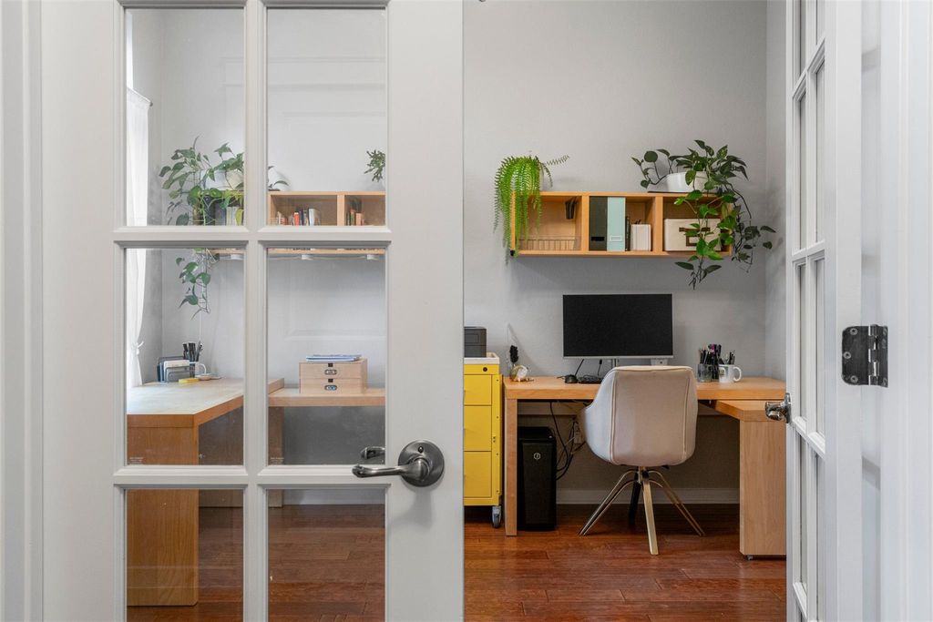 2057 Zach Scott ST, Austin, TX 78723