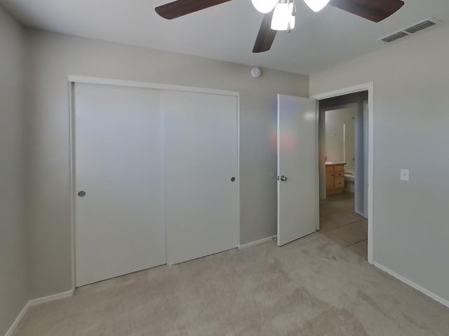 10221 N 87th Lane, Peoria, AZ 85345