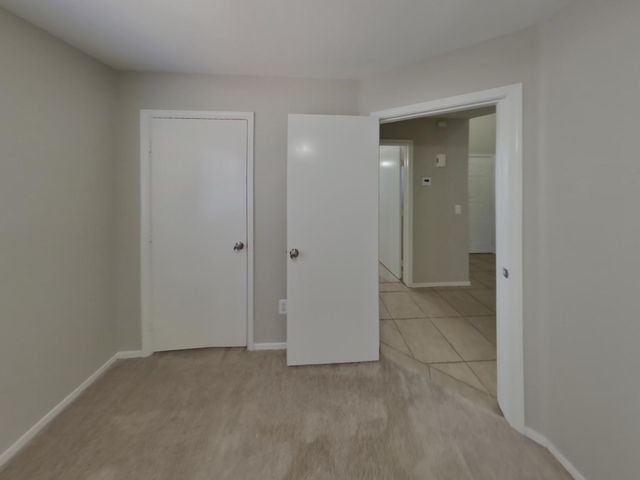 10221 N 87th Lane, Peoria, AZ 85345