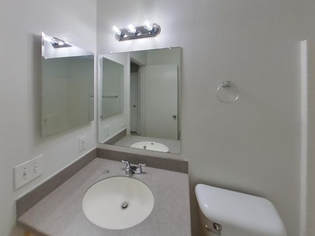 10221 N 87th Lane, Peoria, AZ 85345