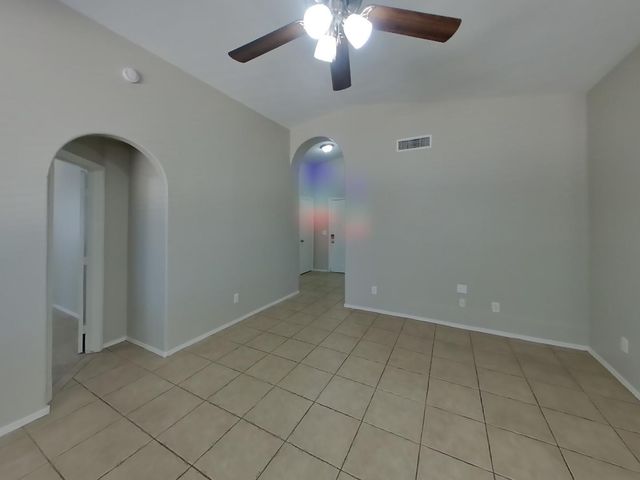 10221 N 87th Lane, Peoria, AZ 85345