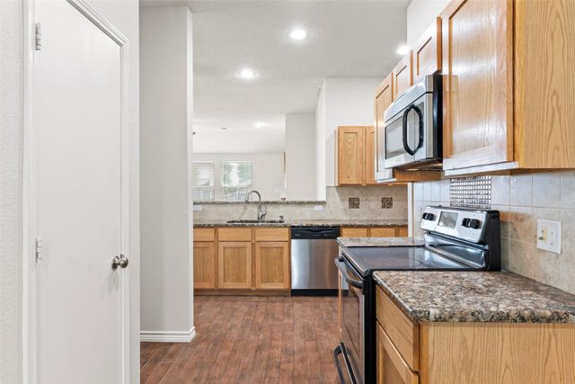 522 Colt Drive, Forney, TX 75126