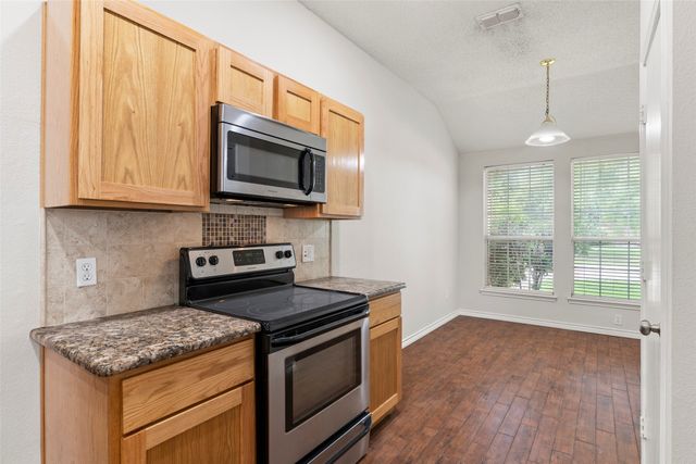 522 Colt Drive, Forney, TX 75126