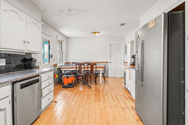 210 Village Green Rd, Gallatin, TN 37066