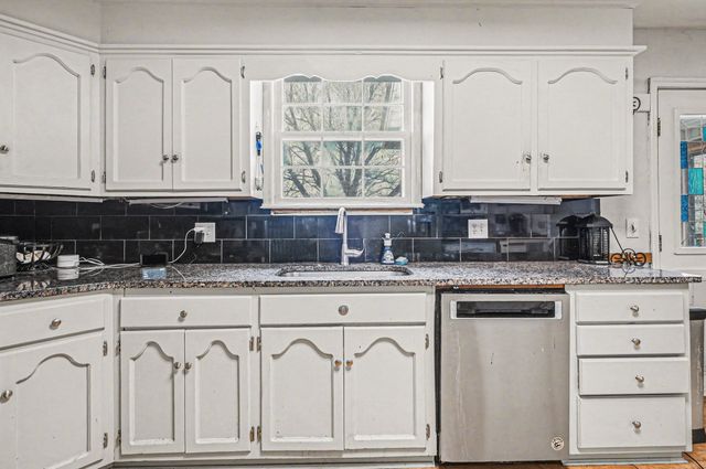 210 Village Green Rd, Gallatin, TN 37066