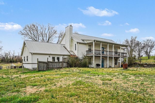 210 Village Green Rd, Gallatin, TN 37066