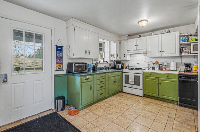 210 Village Green Rd, Gallatin, TN 37066