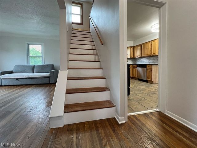 9203 Torrence Avenue, Brooklyn, OH 44144