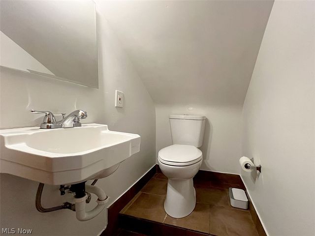 9203 Torrence Avenue, Brooklyn, OH 44144