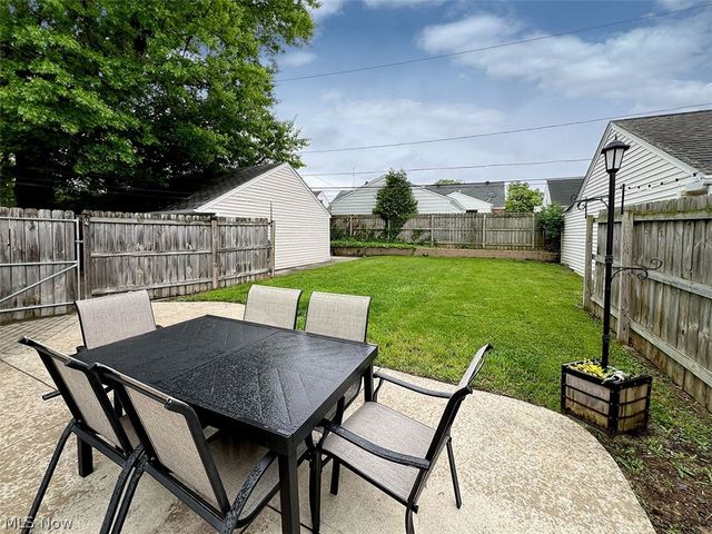 9203 Torrence Avenue, Brooklyn, OH 44144