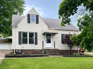 9203 Torrence Avenue, Brooklyn, OH 44144