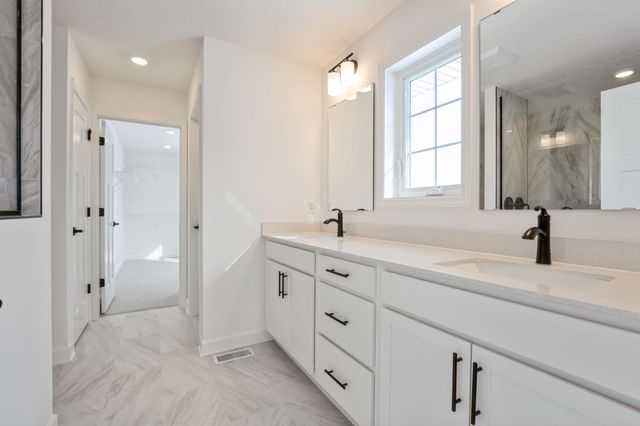 12454 Holden Way, Rogers, MN 55374