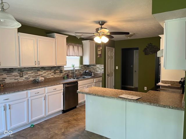 3148 Hope Springs Court, Indianapolis, IN 46268