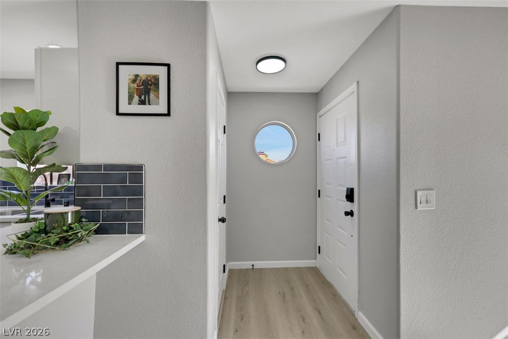 2984 Juniper Hills Boulevard 204, Las Vegas, NV 89142 — photo 2