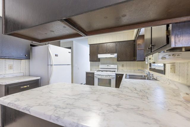 1510 St George Lane, Janesville, WI 53545