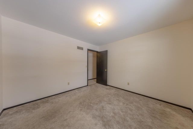 1510 St George Lane, Janesville, WI 53545