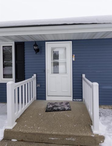 1510 St George Lane, Janesville, WI 53545