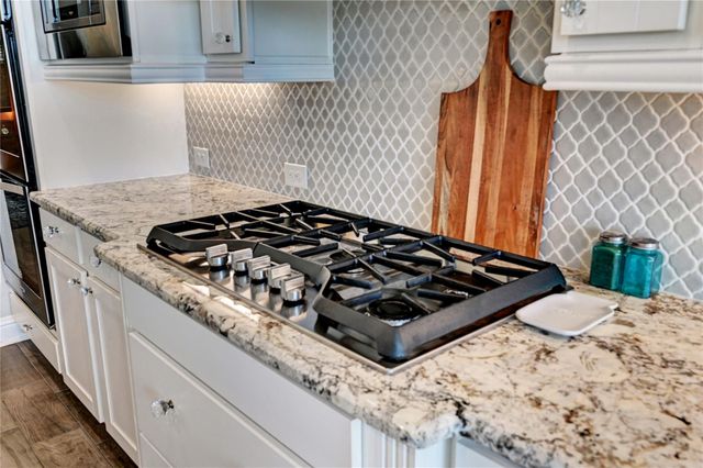 1723 Carriage Oaks Lane, Katy, TX 77494