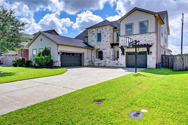 1723 Carriage Oaks Lane, Katy, TX 77494