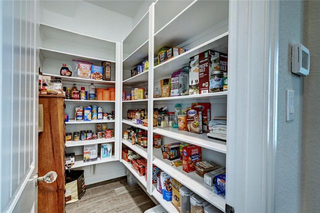 1723 Carriage Oaks Lane, Katy, TX 77494