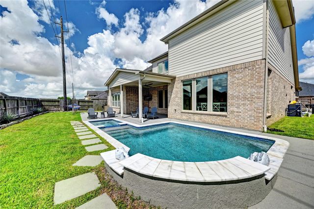 1723 Carriage Oaks Lane, Katy, TX 77494