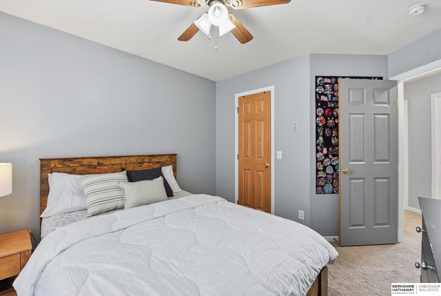 19511 X Street, Omaha, NE 68135