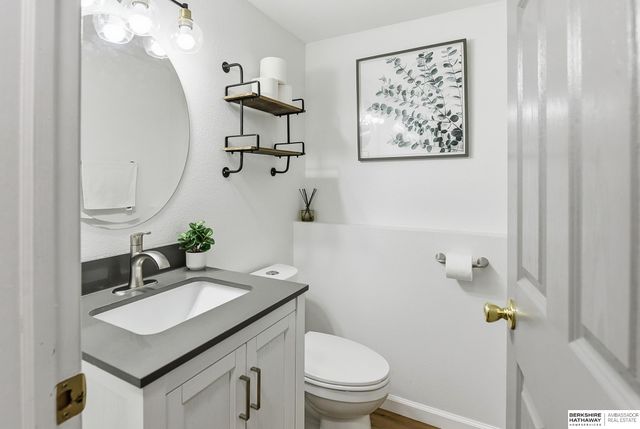 19511 X Street, Omaha, NE 68135