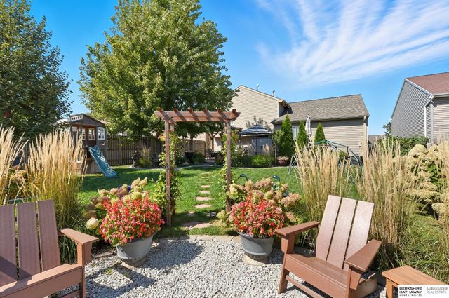 19511 X Street, Omaha, NE 68135