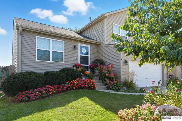 19511 X Street, Omaha, NE 68135