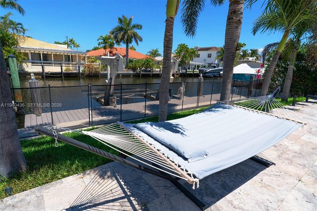 2711 NE 57th Ct, Fort Lauderdale, FL 33308