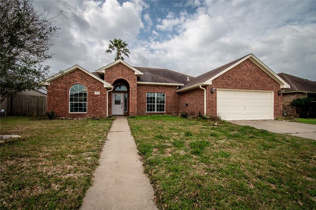 7013 Madiera Dr, Corpus Christi, TX 78414 — exterior