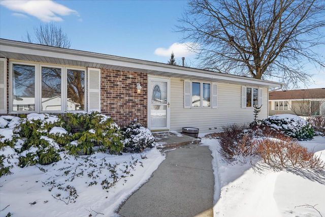 4016 New Haven Drive, Janesville, WI 53546