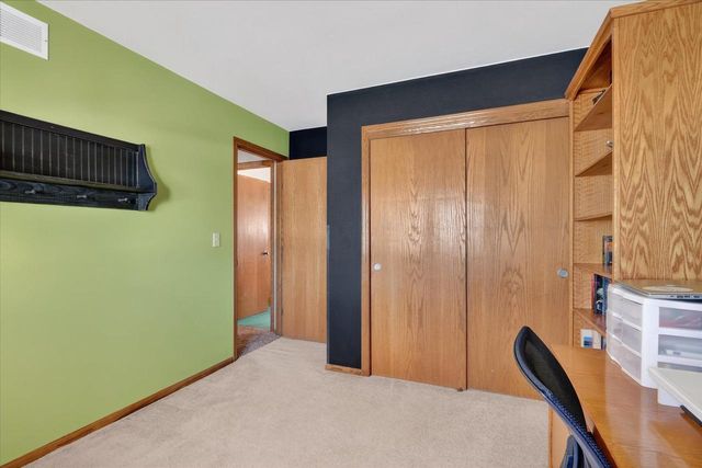 4016 New Haven Drive, Janesville, WI 53546