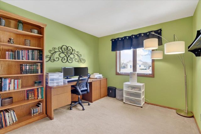 4016 New Haven Drive, Janesville, WI 53546