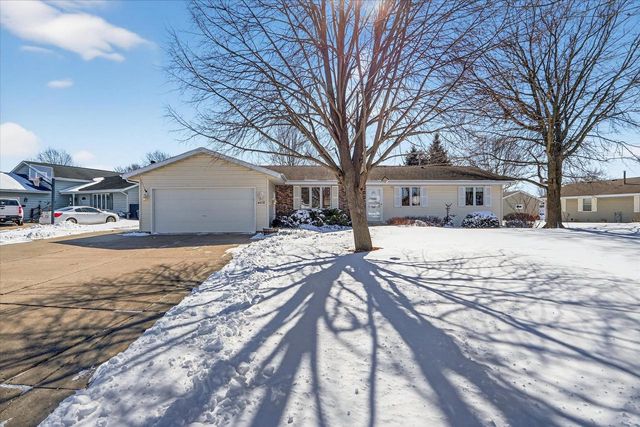 4016 New Haven Drive, Janesville, WI 53546