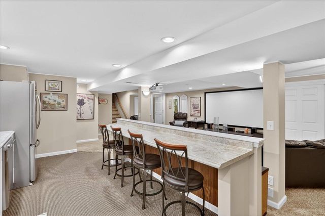 4016 New Haven Drive, Janesville, WI 53546