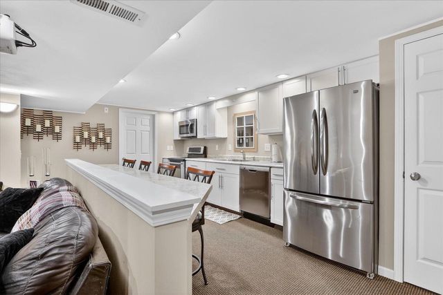 4016 New Haven Drive, Janesville, WI 53546