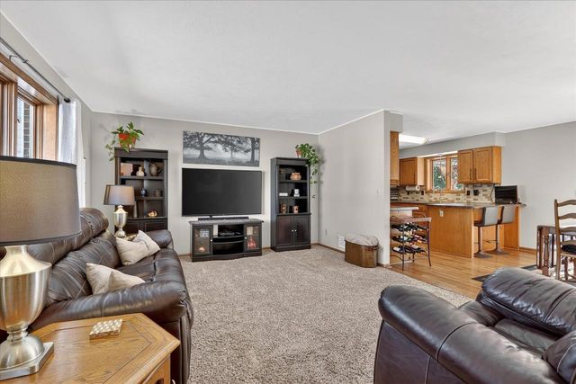 4016 New Haven Drive, Janesville, WI 53546