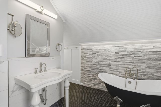 731 S Fremont Avenue, Springfield, MO 65804