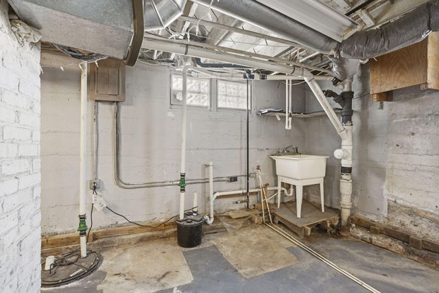 731 S Fremont Avenue, Springfield, MO 65804